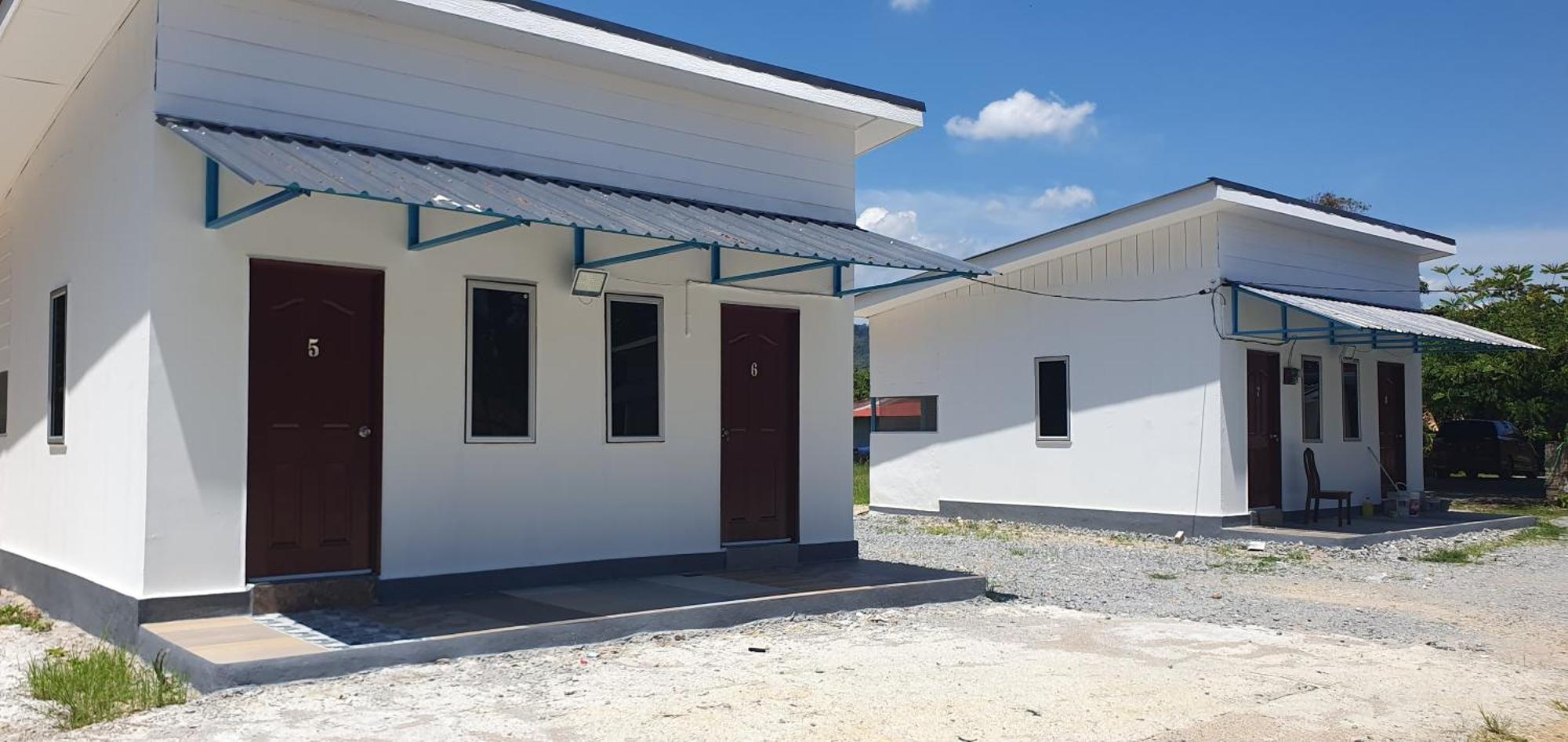 Chalet Meroloh Kuala Kangsar Exteriör bild